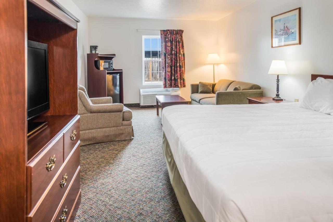 Knights Inn Sandusky Esterno foto
