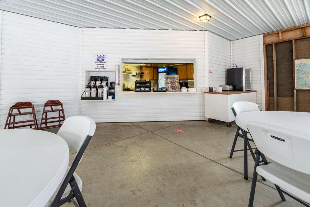 Knights Inn Sandusky Ristorante foto